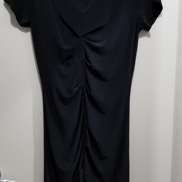 Short sleeves dress - Picture 3 of 5